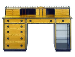 desk-3a